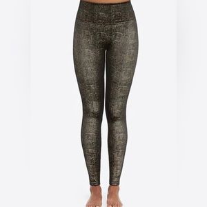 NWT Spanx Size Large Velvet Leggings Black Gold Metallic Shine Shimmer